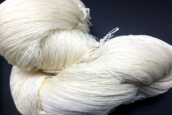 蚕丝羊毛纱线